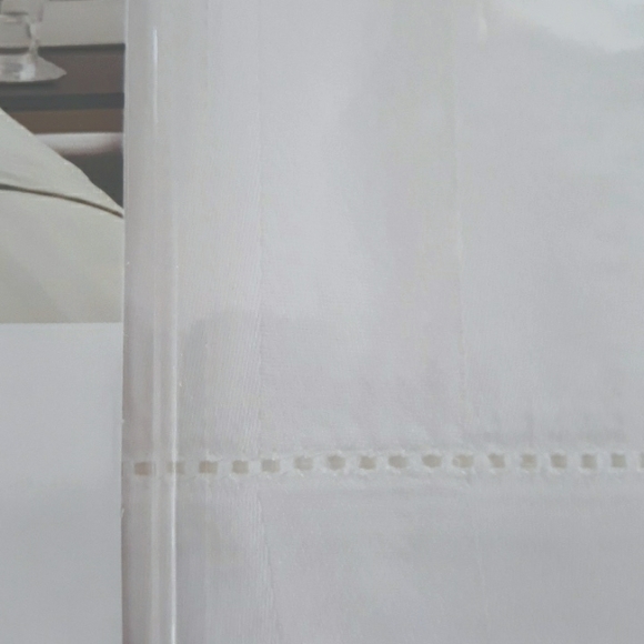 100% Pima Cotton Full-size White Damask Stripe Bedsheet Set by Charter Club - Picture 4 of 5